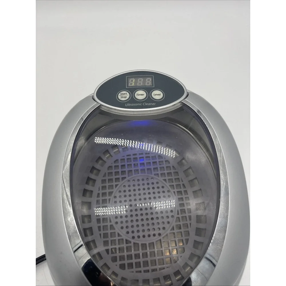 Brookstone Ultrasonic Jewelry DVD Cleaner Eyeglass Watches More Cleaner CD-7830A